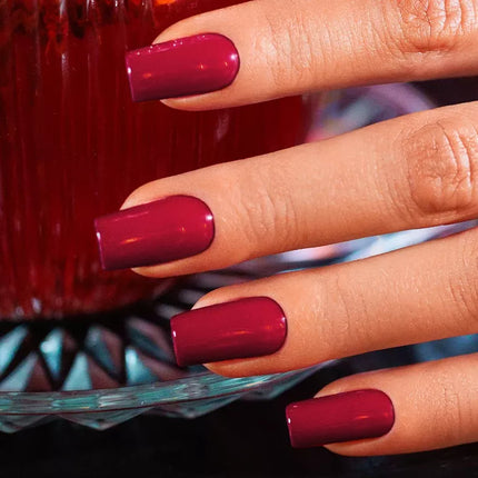 Victoria Vynn Salon Gellak | #441 Redbellion