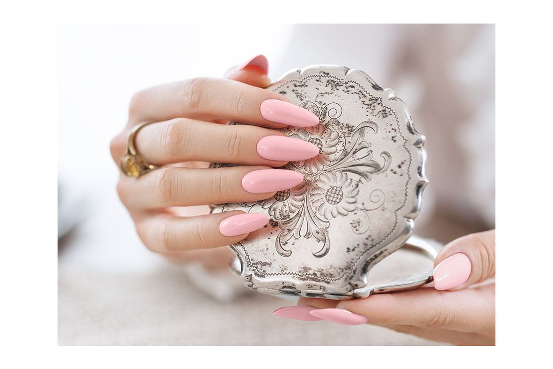 Victoria Vynn Pure Gel Polish | #241 Former Rouge