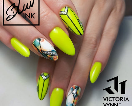 Victoria Vynn Salon Gellak | #057 Neon Yellow